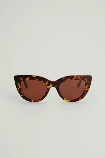 NA-KD Accessories Chunky kattögonformade solglasögon i acetat - Brown