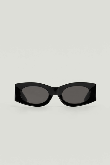 NA-KD Accessories Ovala solglasögon i plast - Black